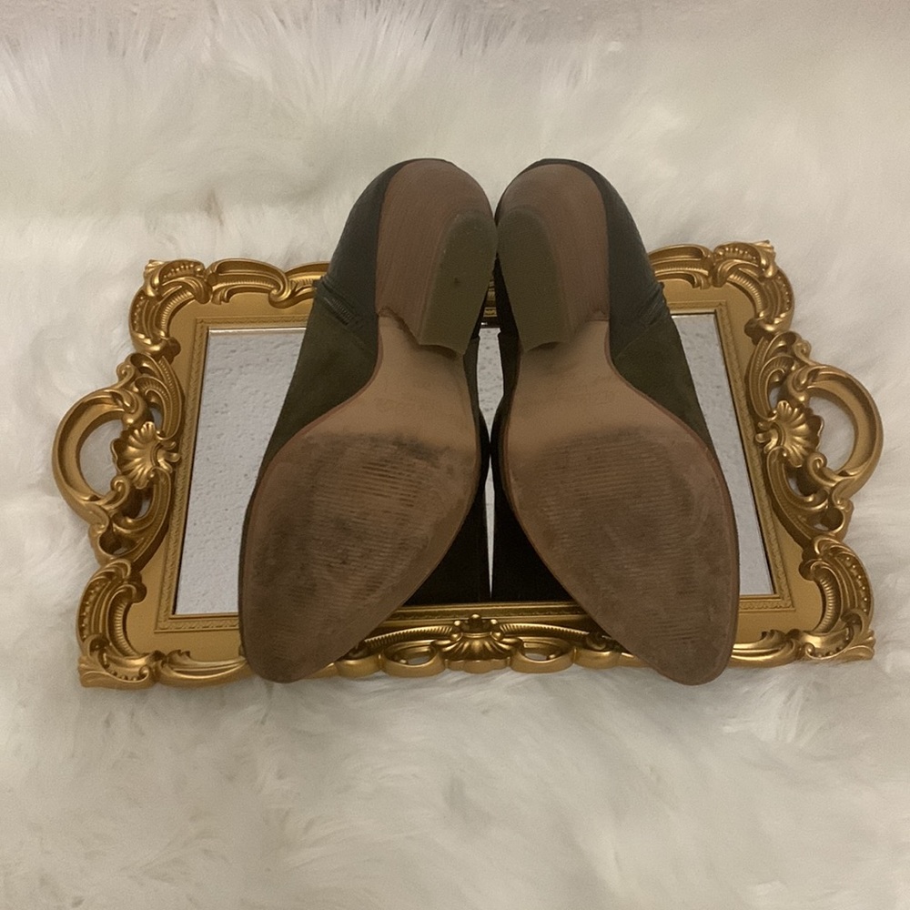 Crown - Suede Bootie - Brown - Size 7.5 - with box - Picture 10 of 11